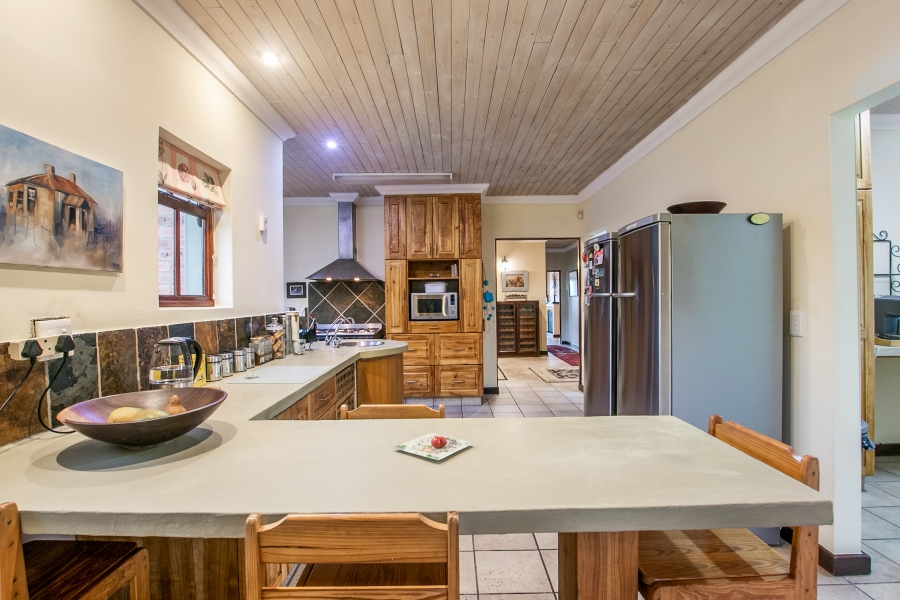 4 Bedroom Property for Sale in Cola Beach Western Cape